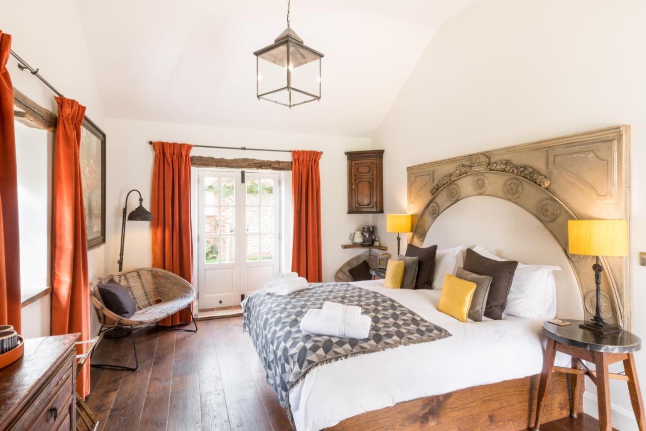 The Brisley Bell Hotel Екстериор снимка